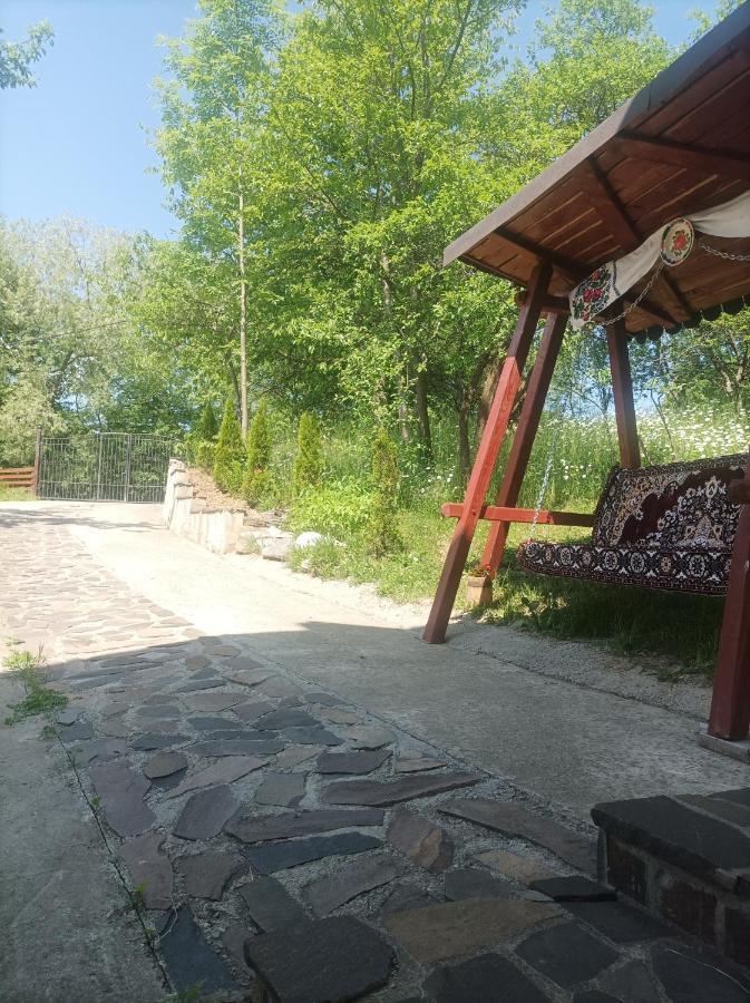 모이세이 Casa Flutar 빌라 외부 사진