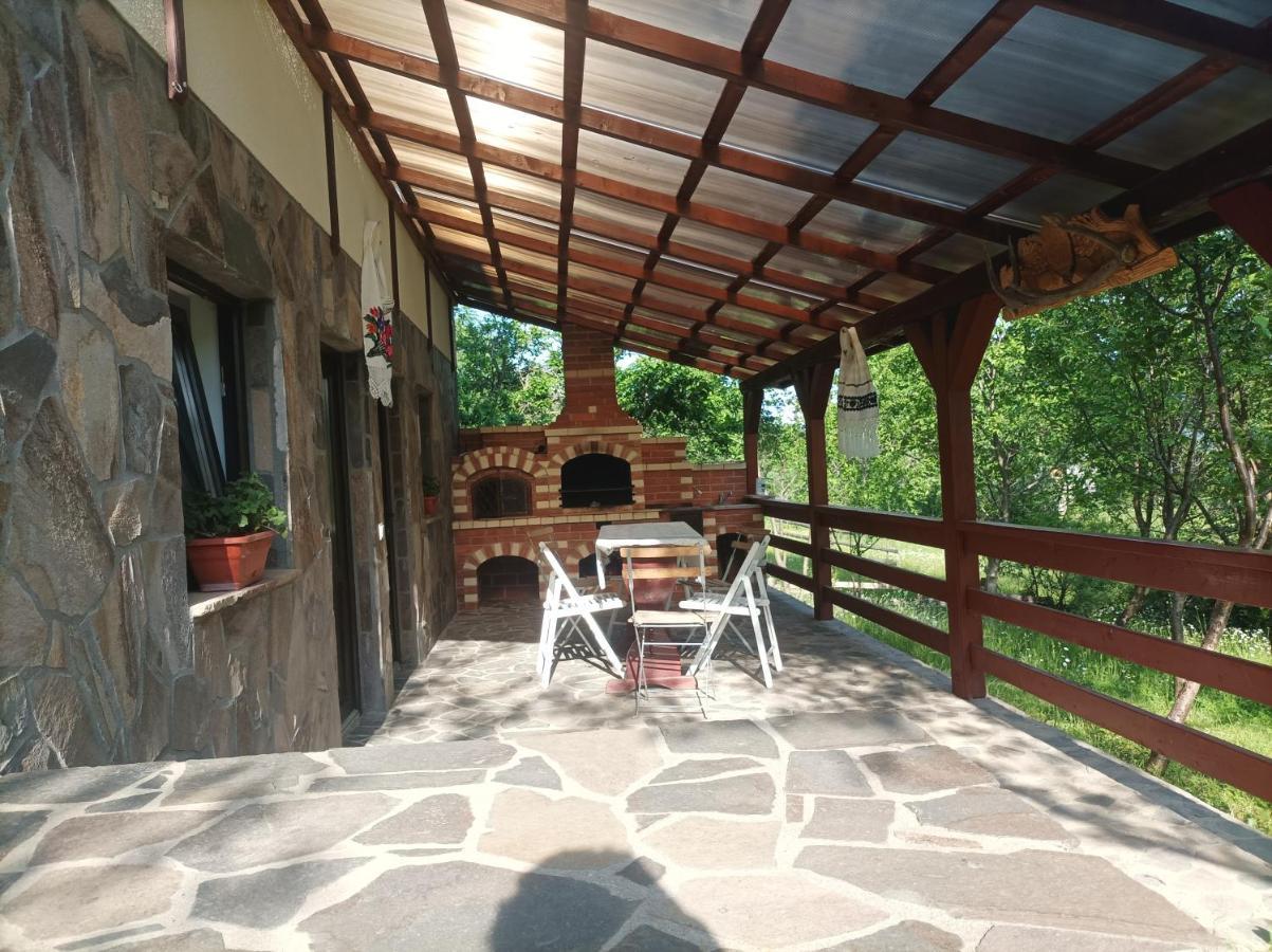 모이세이 Casa Flutar 빌라 외부 사진
