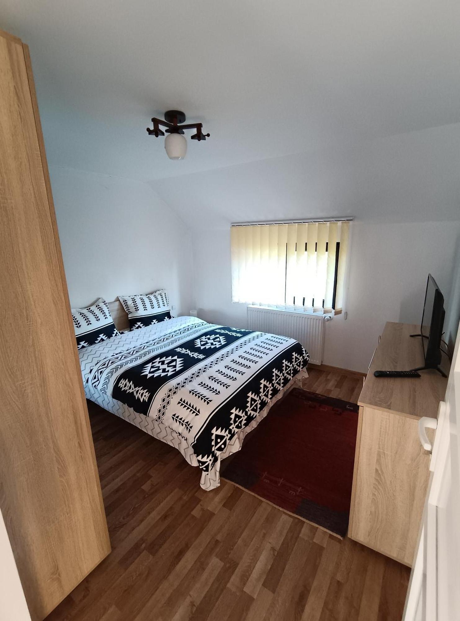 모이세이 Casa Flutar 빌라 외부 사진