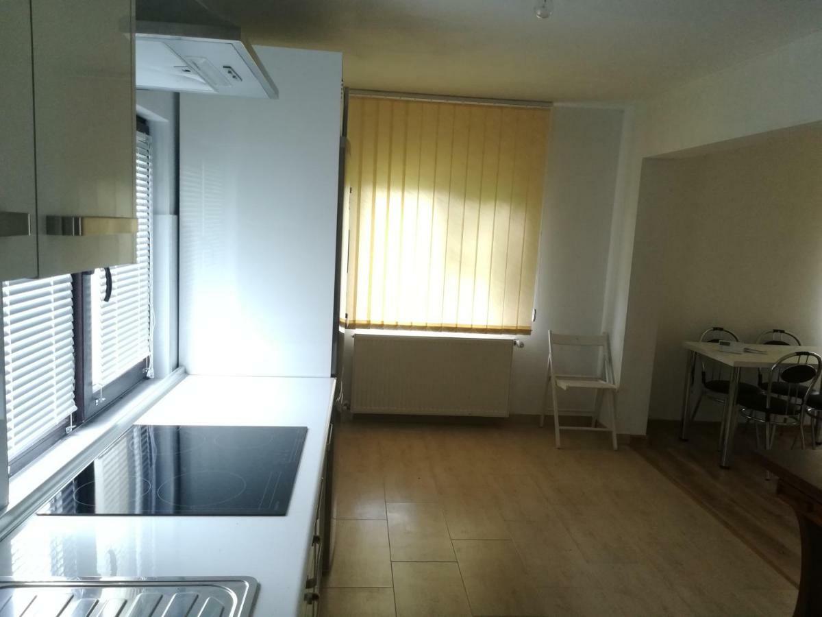 모이세이 Casa Flutar 빌라 외부 사진